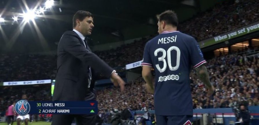 Photo: Messi embarrasses Pochettino and refuses to shake hands with him